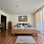 Apartman Helle Fewo Am Waldrand - Mit Balkon, Pool, Sauna & Freizeitgelaende *