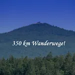 Helle Fewo Am Waldrand - Mit Balkon, Pool, Sauna & Freizeitgelaende Apartman *