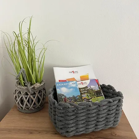 Helle Am Waldrand - Mit Balkon, Pool & Sauna