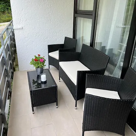 Helle Am Waldrand - Mit Balkon, Pool, Sauna & Freizeitgelaende Apartamento *