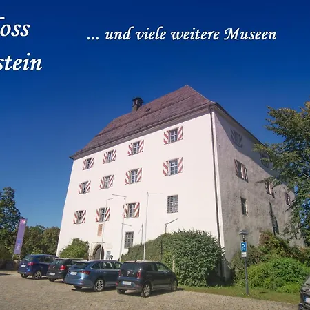 Apartment Helle Am Waldrand - Mit Balkon, Pool & Sauna