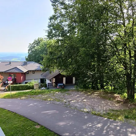 Helle Am Waldrand - Mit Balkon, Pool, Sauna & Freizeitgelaende * Freyung