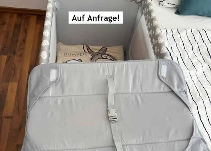 Helle Am Waldrand - Mit Balkon, Pool & Sauna Lejlighed