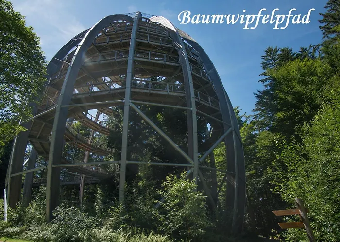 Helle Am Waldrand - Mit Balkon, Pool & Sauna *